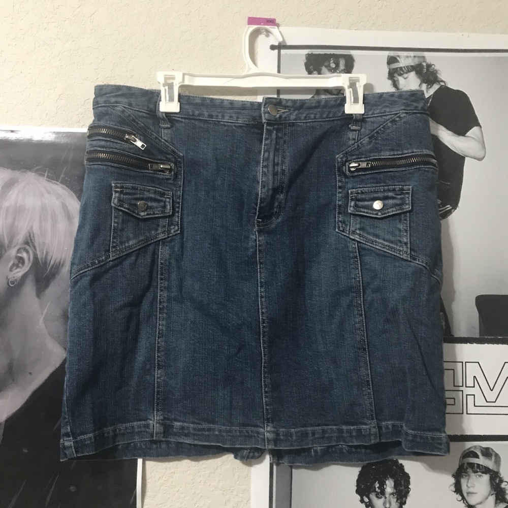 Grunge plus size denim skirt